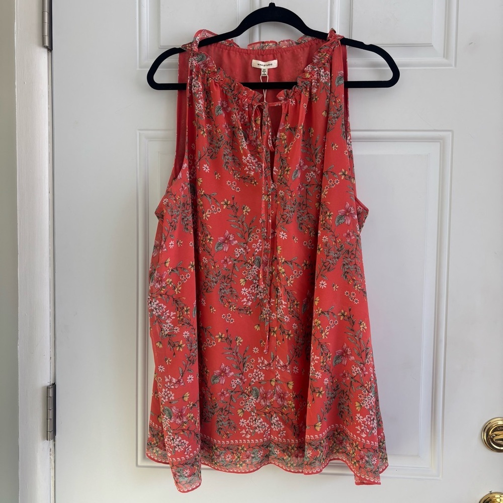 NWT Max Studio Floral Sleeveless Top, Size 2X - Picture 2 of 14